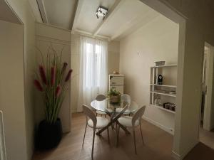 A kitchen or kitchenette at Maison La Balconata
