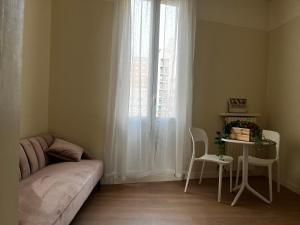 A seating area at Maison La Balconata