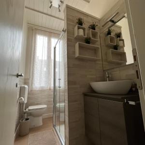 A bathroom at Maison La Balconata
