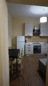Kuchyň nebo kuchyňský kout v ubytování La Fara B&B