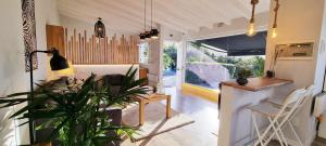 Khu vực ghế ngồi tại Finca Sofia, vistas al Teide y al mar