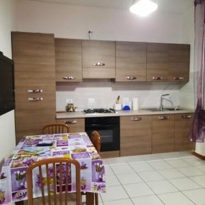 Kuchyň nebo kuchyňský kout v ubytování Appartamento tra Como e Milano + 7 fotografií