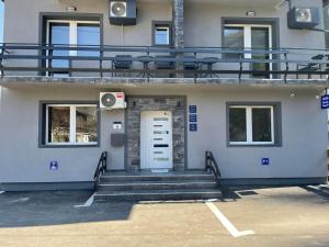 Budova, v ktorej sa apartmán nachádza