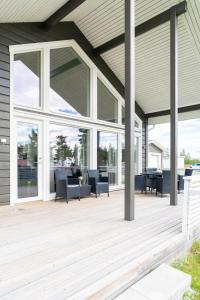 Posezení v ubytování Guestly Homes - Seaside Stay with Sauna
