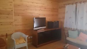 A television and/or entertainment centre at Casa Rural los Caños