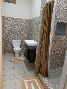Ванная комната в City Lodge apartments