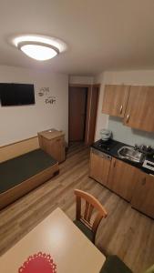 Zdjęcie z galerii obiektu Appartement Haus Burgblick w mieście Wagrain