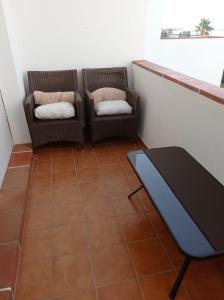 A seating area at Piso lujo el toyo