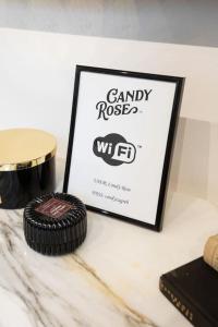 Certifikát, hodnocení, plakát nebo jiný dokument vystavený v ubytování Candy Rose Lux Zagreb Centre