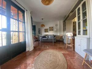 Fotografia z galérie ubytovania apartamento con vistas al rio v destinácii Seville