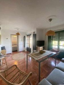Fotografia z galérie ubytovania apartamento con vistas al rio v destinácii Seville