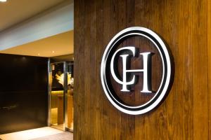 Certifikát, hodnocení, plakát nebo jiný dokument vystavený v ubytování Chance Hotel