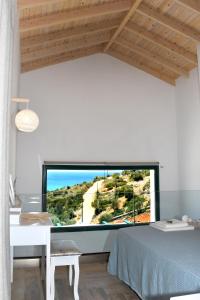 Μια τηλεόραση ή/και κέντρο ψυχαγωγίας στο Karinta Bay Apartments