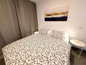 Postel nebo postele na pokoji v ubytování Suite Mirapuerto - Luxury apartment with sea view