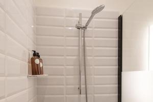#8 Suite Promenade 1min Beach 2rooms/Parking/Terrace/WIFI