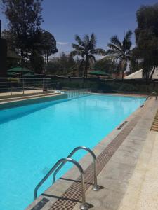 Boma Inn Eldoret 내부 또는 인근 수영장