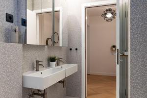 Koupelna v ubytování Arboro Blanco, premium designer decorated App