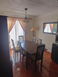 Gallery image of Casa 3 dormitorios Coquimbo in Coquimbo