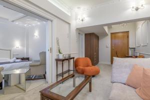Posedenie v ubytovaní Presidential Apartment by Athens Stay