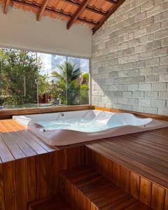 The swimming pool at or close to Pousada Encanto dos Anjos