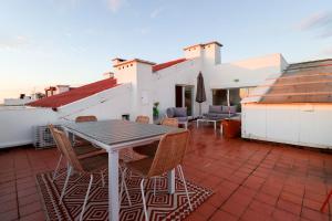 Μπαλκόνι ή βεράντα στο Penthouse at Cabedelo Beach with Ocean View