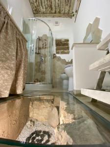 Koupelna v ubytování Lu Bàtil B&B - Rooms + 16 fotografií