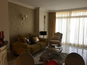 Fotografie z fotogalerie ubytování Magna Marbella - Luxurious flat close to Puerto Banús by easyBNB v destinaci Marbella
