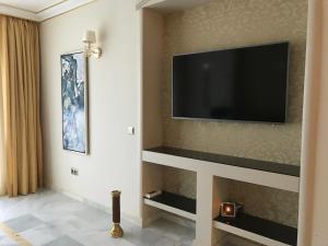 Fotografie z fotogalerie ubytování Magna Marbella - Luxurious flat close to Puerto Banús by easyBNB v destinaci Marbella