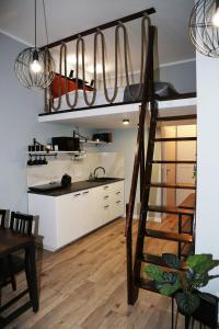 Fotografia z galérie ubytovania Very Berry Długa 18-5A-2 City Center Apartments, AC, self check in 24h! v Poznani