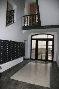 Zdjęcie z galerii obiektu Very Berry Długa 18-5A-2 City Center Apartments, AC, self check in 24h! w Poznaniu