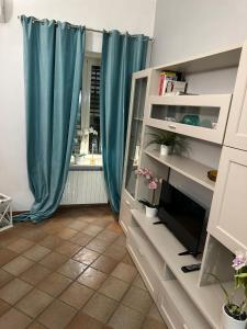 Telewizja i/lub zestaw kina domowego w obiekcie La Scala di Atena