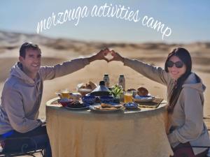 Majutusasutuse Merzouga Activities Camp külastajad