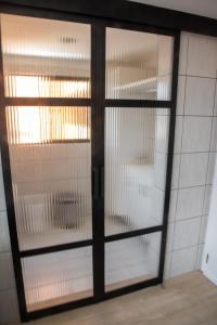 Ap Cozy Calhau prox PRAIA客房内的一张或多张床位