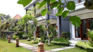 Un jardín fuera de Gita Maha Ubud Hotel by Mahaputra-CHSE Certified