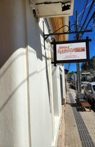 Un certificado, premio, letrero u otro documento en Hospedaje Ahumada