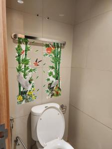 Kylpyhuone majoituspaikassa Troom treepark city apartement