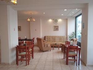 Posedenie v ubytovaní Thiamis Guesthouse