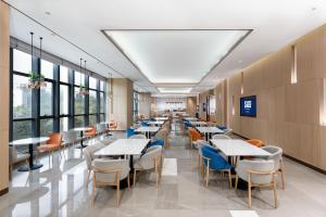 顺德大良智选假日酒店餐厅或其他用餐的地方