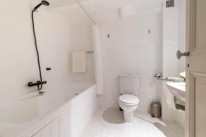 Kúpeľňa v ubytovaní Mougins Collection - Maisonnette Authentique - Vieux Village de Mougins