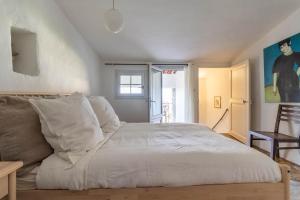 Posteľ alebo postele v izbe v ubytovaní Mougins Collection - Maisonnette Authentique - Vieux Village de Mougins