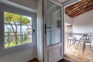 Balkón alebo terasa v ubytovaní Mougins Collection - Maisonnette Authentique - Vieux Village de Mougins