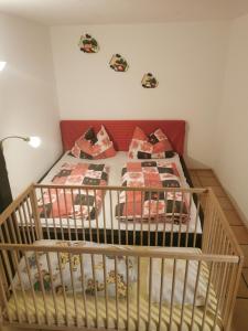 A bed or beds in a room at Studio Mario