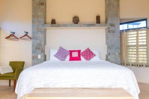 Letto o letti in una camera di Search for "Pure Nirvana Blue"