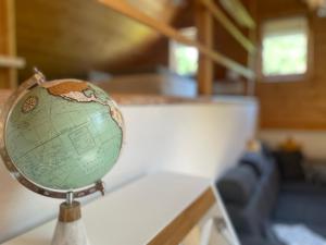 Voodi või voodid majutusasutuse wundervoll eben - CHALETS & PLÄTZE voller WUNDER - NOTSCHKERL & FEINIS toas