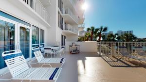 Balkón nebo terasa v ubytování Sunset Haven at Destin's Pelican Beach Resort