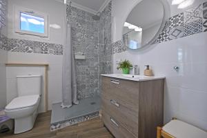 Ένα μπάνιο στο 4 Mares Apartamentos C +16 φωτογραφίες