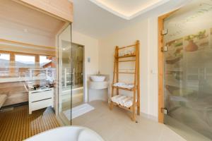 Ein Badezimmer in der Unterkunft R&R Residenzen Aparthotel