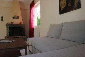 Posezení v ubytování Anestis Apartment + 24 fotografií