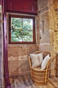 A seating area at Pazo da Fonte en A Costa da Morte