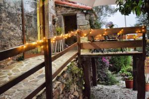 A balcony or terrace at Pazo da Fonte en A Costa da Morte